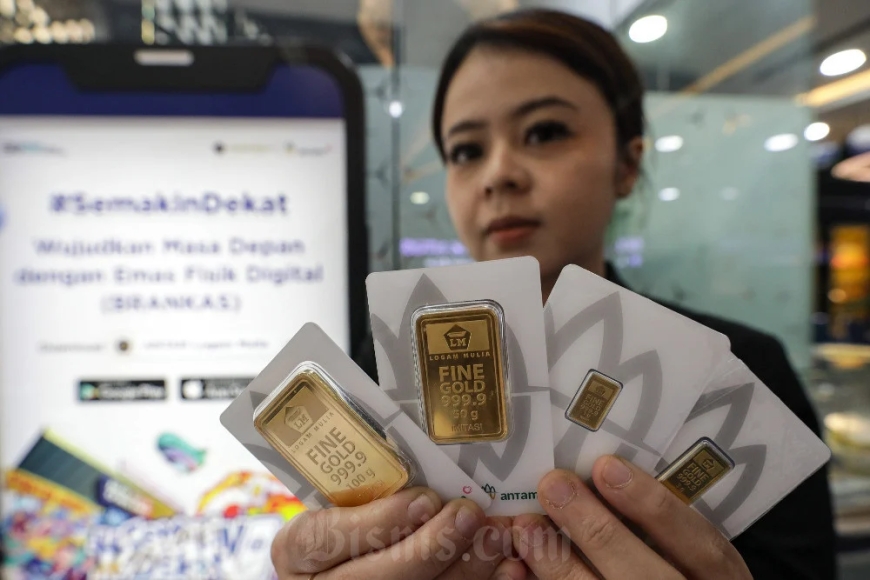 Harga Emas Antam Hari Ini Turun Jadi Rp1.906.000 per Gram