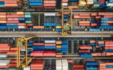 RI Kebanjiran Impor Kertas dari China, Produsen Lokal Meradang: "Kapasitas Kami Cukup!